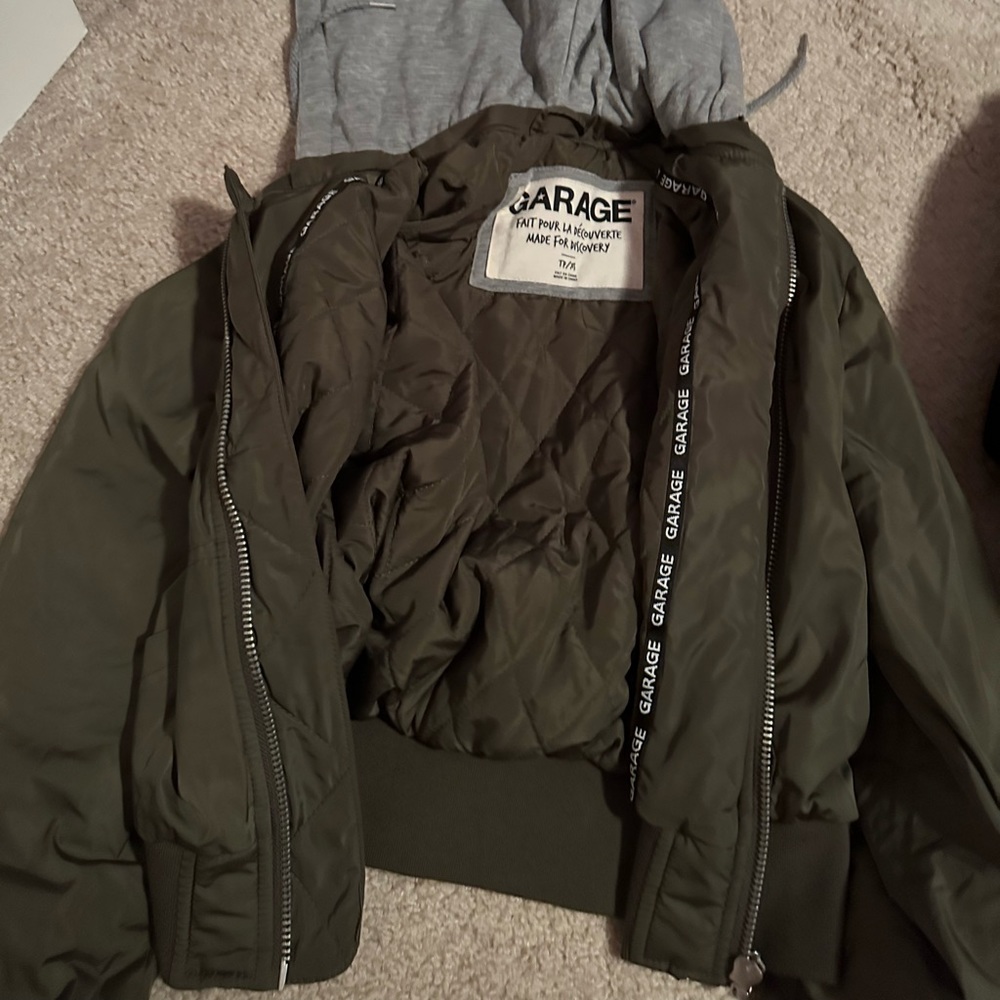 Garage cropped jacket